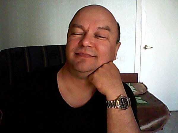 Александр Булатов