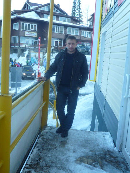 Андрей Гущин