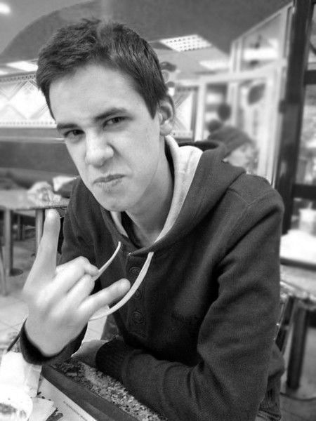 Слава Назаров