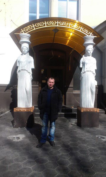 Евгений Баранов