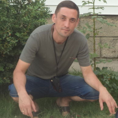 Денис Коханов