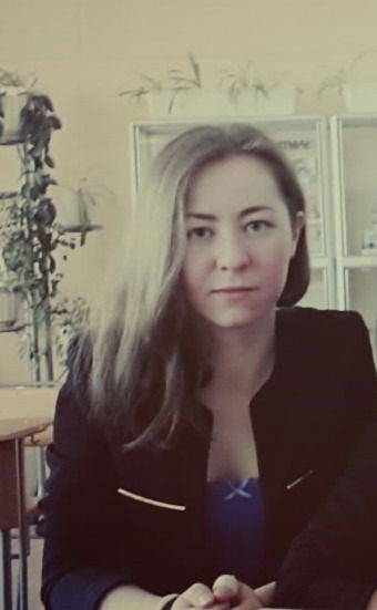 Алина Костромина