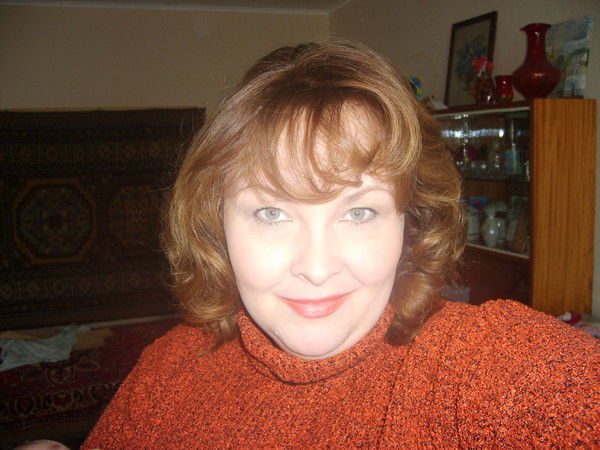 Елена Сафонова