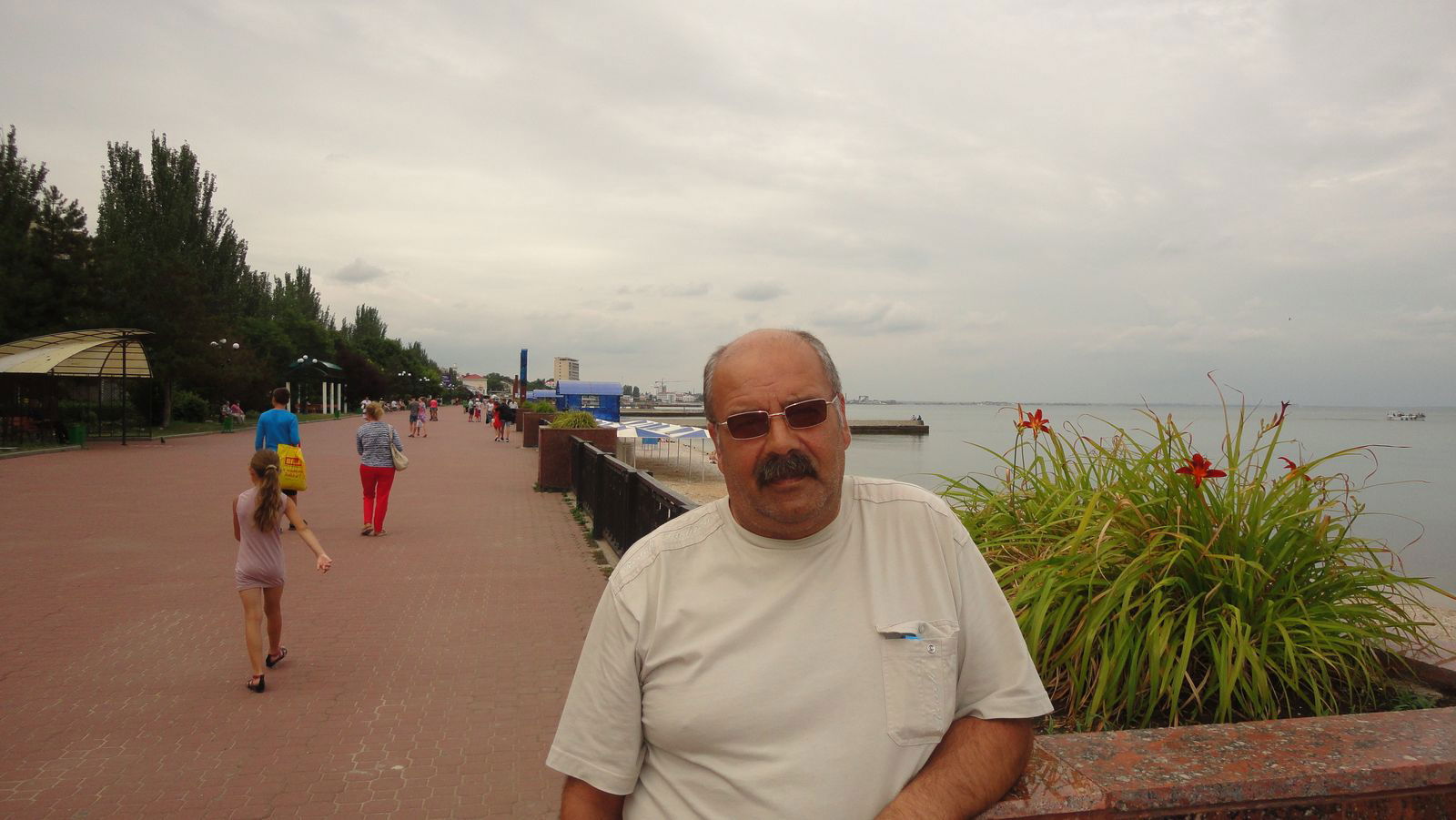 Виталий Макович