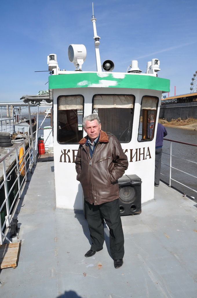 Анатолий Мокин