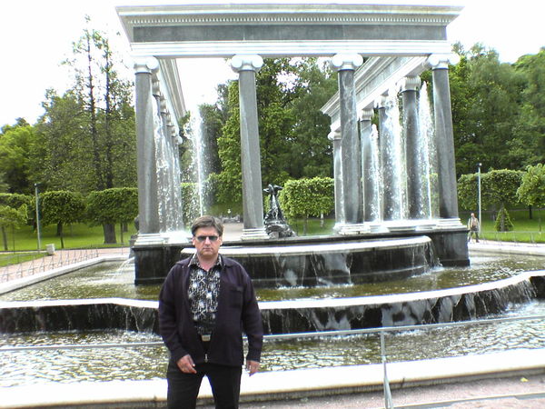 Александр Беззубов