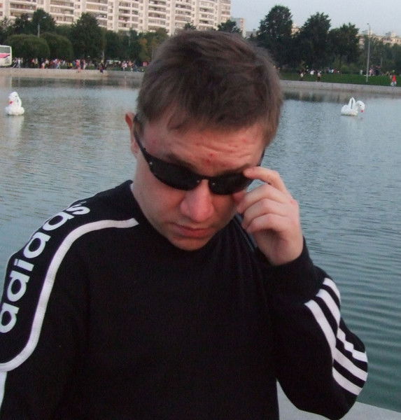 Александр Харитонов