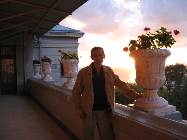 Александр Карев