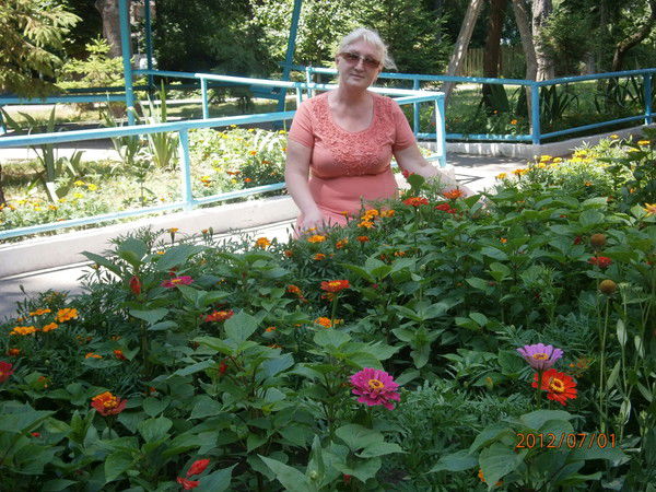 Елена Хомутова