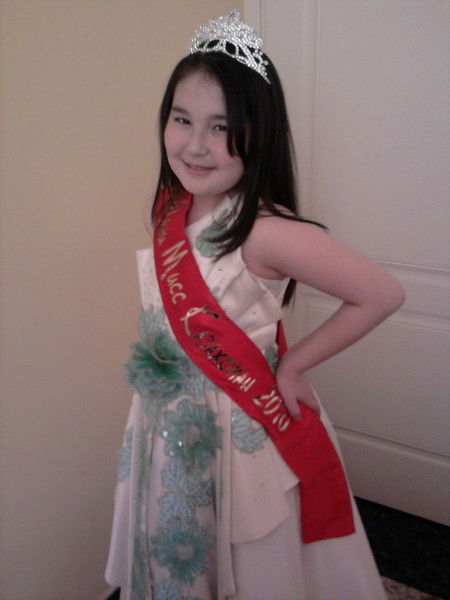 Аружан Жугунусова)