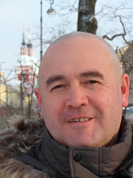 Олег Сапаев