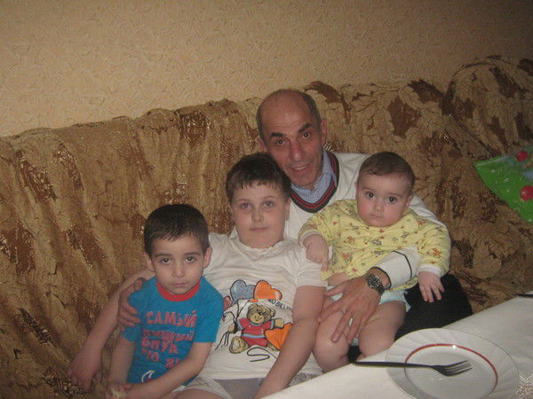 Симон Погосян