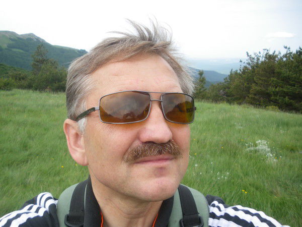 Александр Фирсов