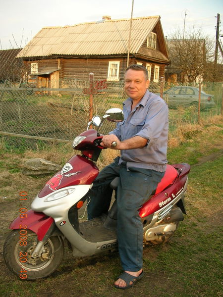 Николай Левин