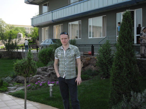 Роман Индин