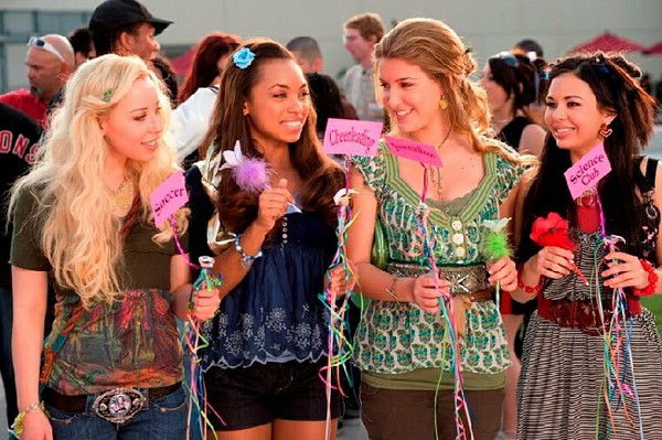 Devo4Ka Po Imeni Sasha