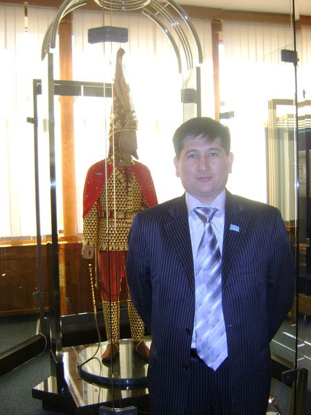 Адлет Байбуринов