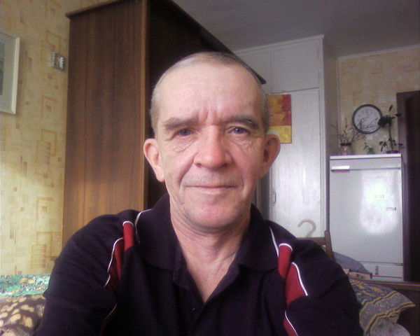 Павел Мельников