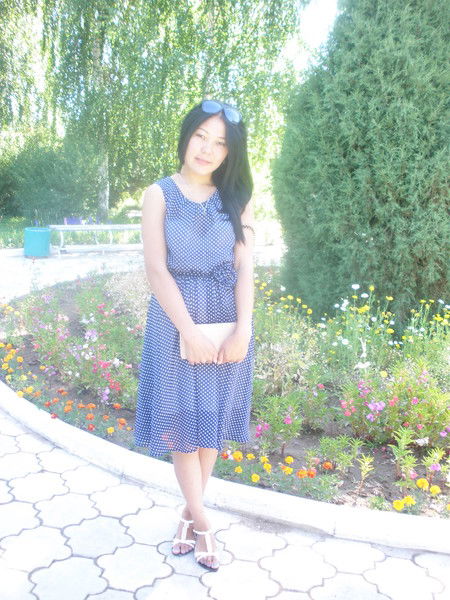 ************** ******************