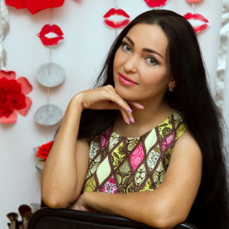 Алёна Иванова