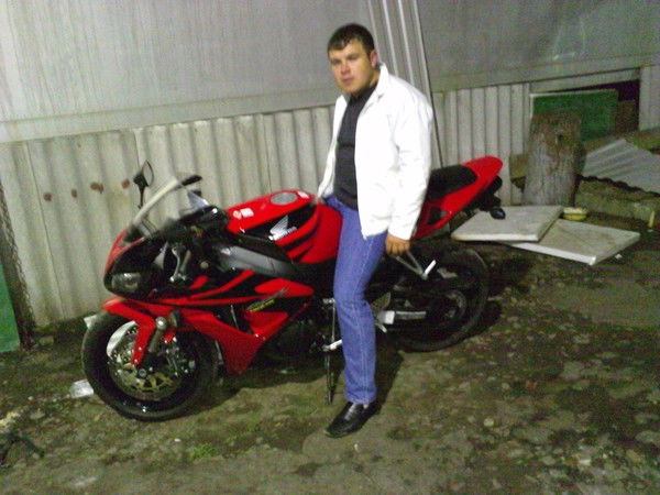 Олег Шапошников