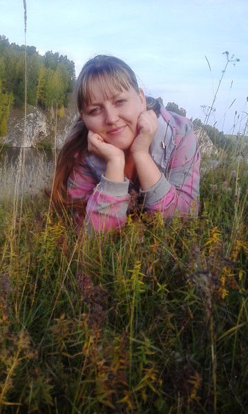 Елена Попова