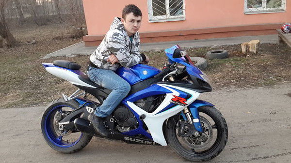 Колюня Наумов