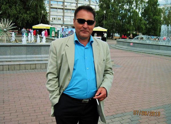 Юрий Иванов