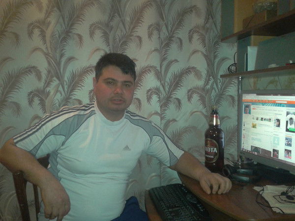 Тахир Хусанов