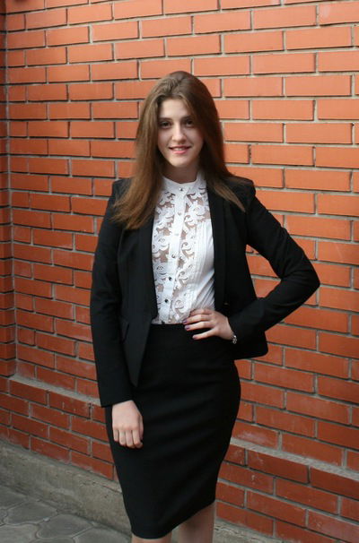 Юля Гурьянова