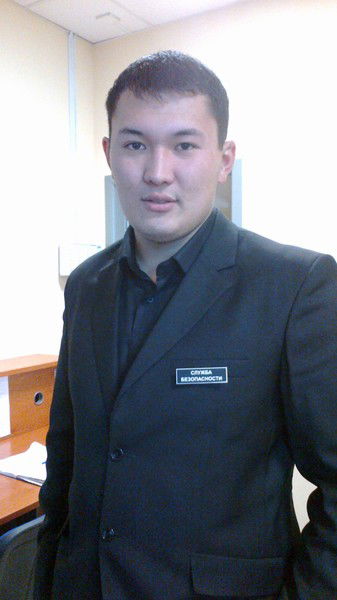 Олжас Ахметханов