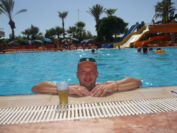 Дмитрий Мельниченко