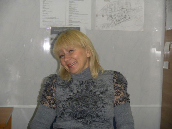 Елена Закутняя