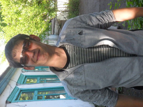 Рома Гулиев