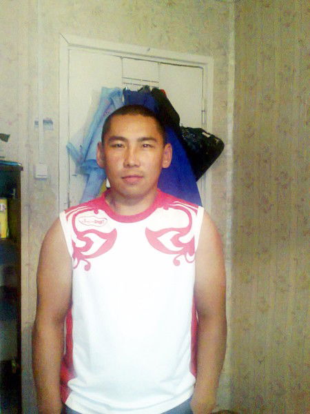 Виктор Худи