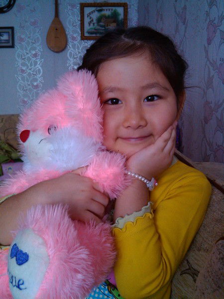 ^ажарка^ Узакбай*