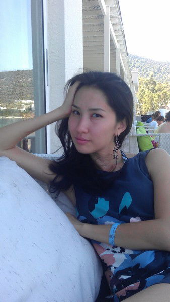 Айя Жоламанова