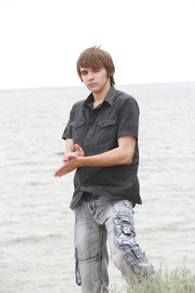 Роман Великанов