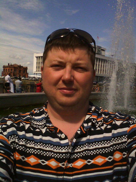 Олег Волков