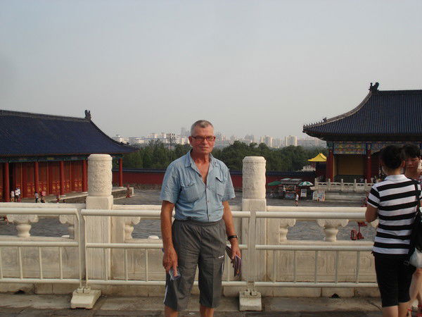 Геннадий Серебренников