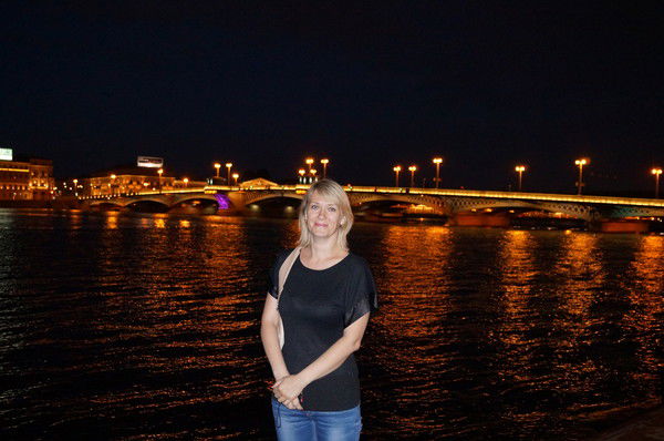 Наталья Левая