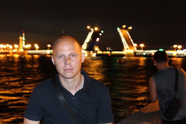 Леонид Пархоменко