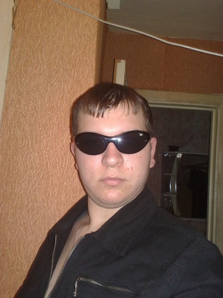 Андрей Ххх