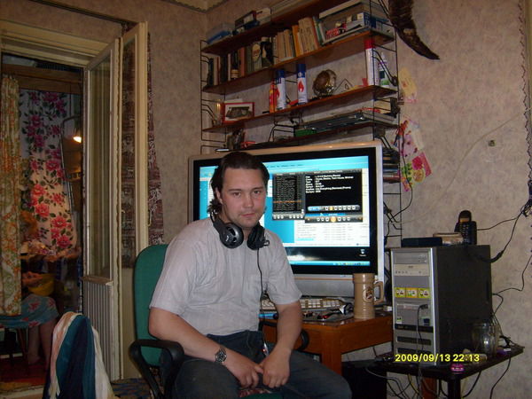 Илья Комаров