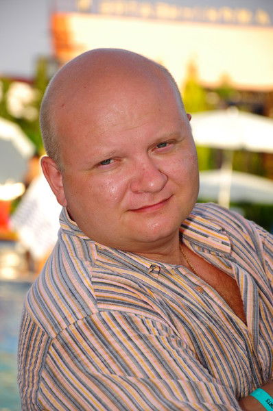 Андрей Попов