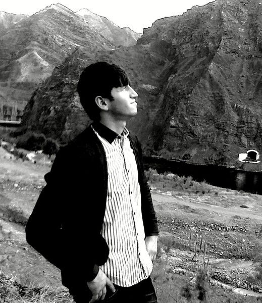 Сухроб Рахматшоев