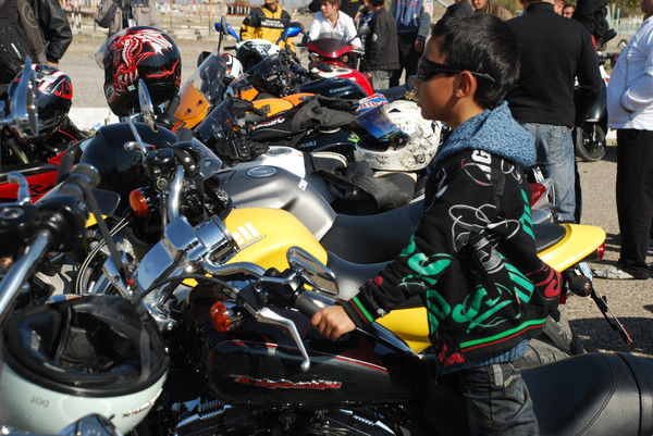 Неизвестно Неизвестно