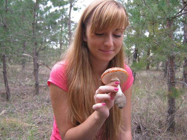 Танюша Стеценко