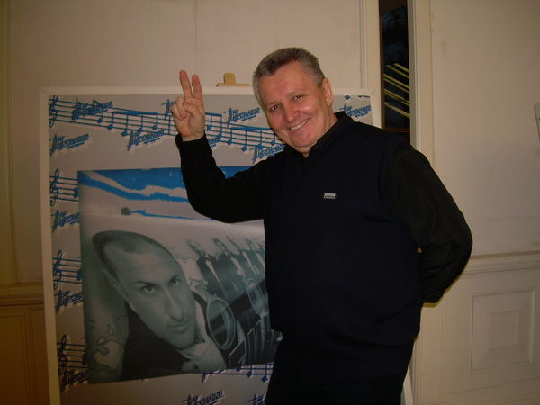 Неизвестно Неизвестно