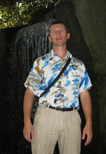 Тарас Александрович Рощенков